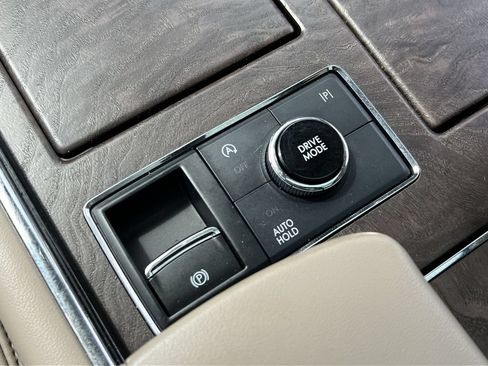Used 2022 Lincoln Navigator L Reserve AWD/4WD image 38
