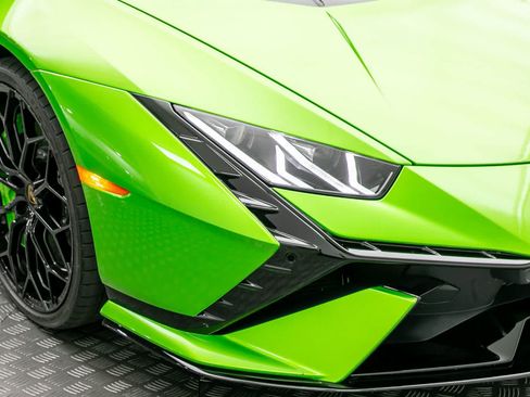 Used 2024 Lamborghini Huracan Tecnica RWD image 48