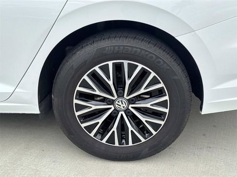 Used 2021 Volkswagen Jetta S w/ Driver Assistance Package image 8