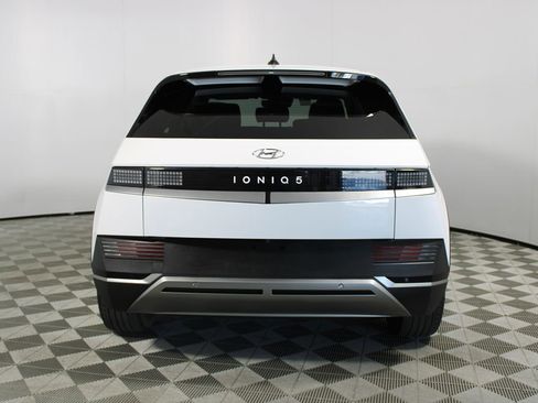 Used 2024 Hyundai Ioniq 5 SEL image 33