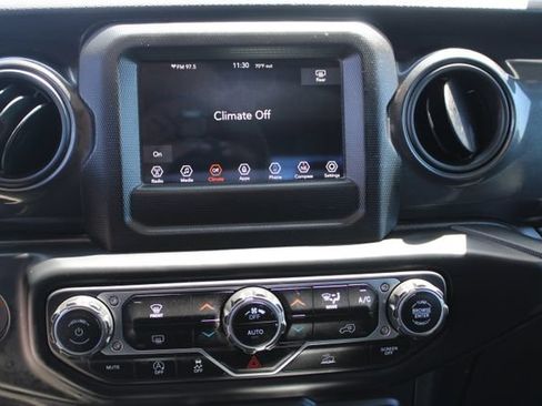 Used 2022 Jeep Gladiator Sport AWD/4WD image 20