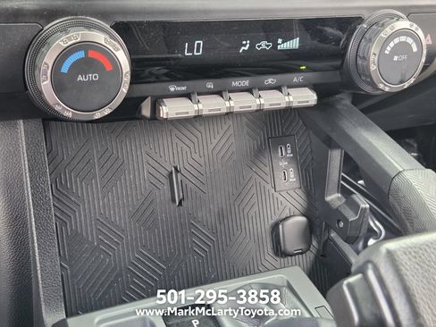 Used 2024 Toyota Tacoma TRD Off-Road AWD/4WD image 20
