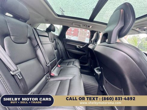 Used 2018 Volvo V90 T6 Cross Country w/ Convenience Package AWD/4WD image 17