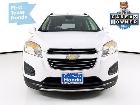 Used 2016 Chevrolet Trax LT w/ LT Convenience Package image 2
