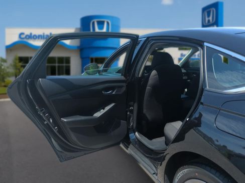Used 2023 Honda Accord SE image 30