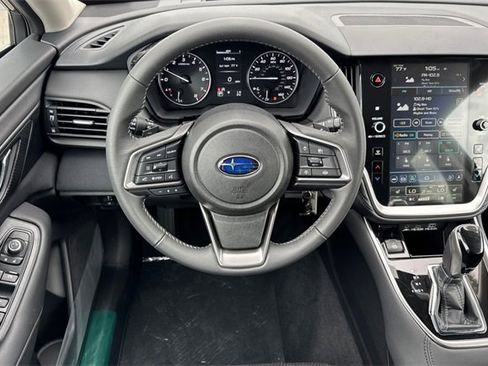 Used 2025 Subaru Outback Premium image 11
