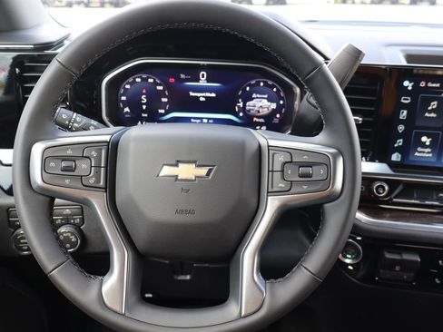 New 2026 Chevrolet Silverado 1500 LT AWD/4WD image 7