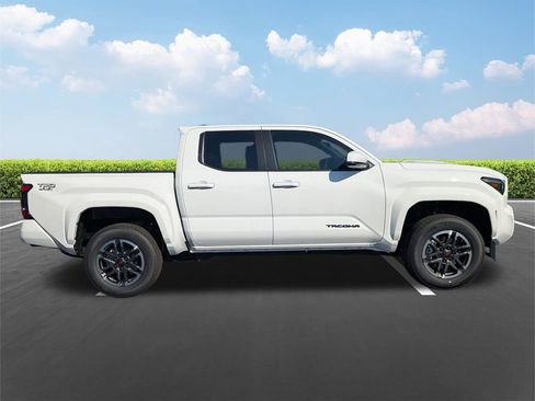 New 2026 Toyota Tacoma TRD Sport RWD image 3