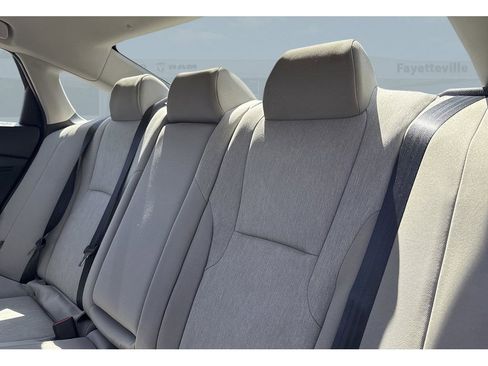 Used 2023 Honda Accord EX image 17
