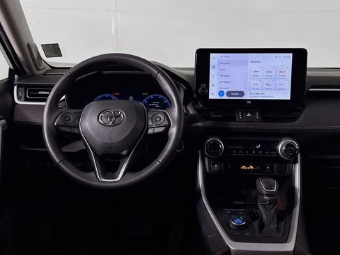 Used 2023 Toyota RAV4 Limited AWD/4WD image 9