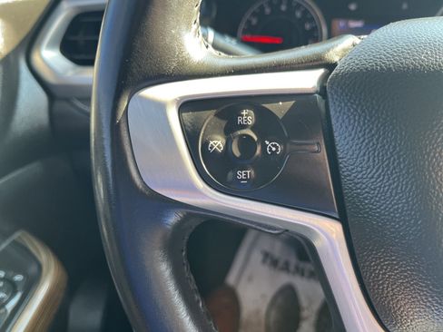 Used 2020 GMC Acadia SLE image 24