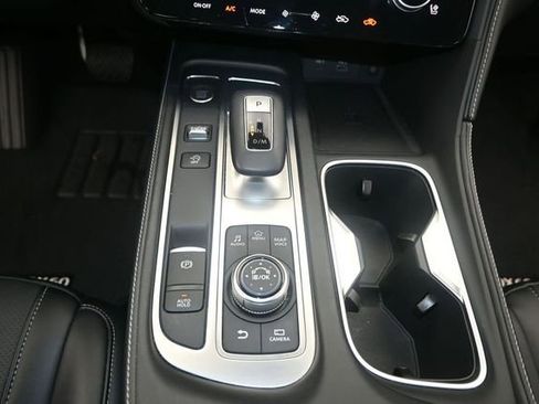 Used 2023 INFINITI QX60 Luxe w/ Performance Audio Package AWD/4WD image 10