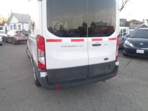 Used 2019 Ford Transit 150 XLT RWD image 8