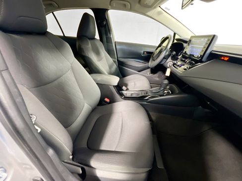 Used 2022 Toyota Corolla LE image 29