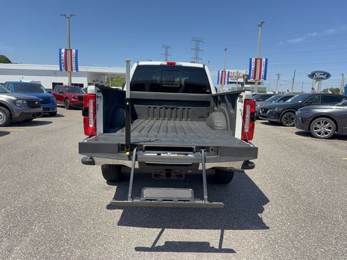 Certified 2023 Ford F250 Lariat w/ Lariat Ultimate Package AWD/4WD image 7