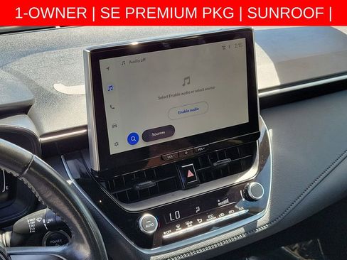 Used 2025 Toyota Corolla SE w/ SE Premium Package FWD image 30