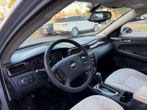 Used 2012 Chevrolet Impala LT w/ LT Sunroof Package FWD image 20