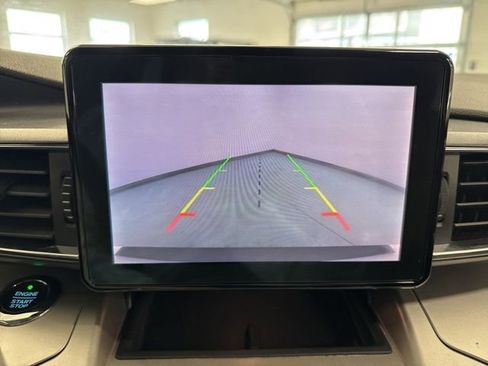 Used 2021 Ford Explorer XLT w/ Equipment Group 202A image 46