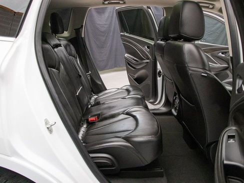 Used 2020 Buick Envision Premium image 18