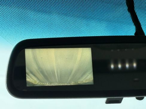 Used 2018 Chevrolet Express 3500 Extended w/ Driver Convenience Package image 49