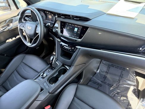 Certified 2025 Cadillac XT6 Premium Luxury w/ Platinum Package AWD/4WD image 13
