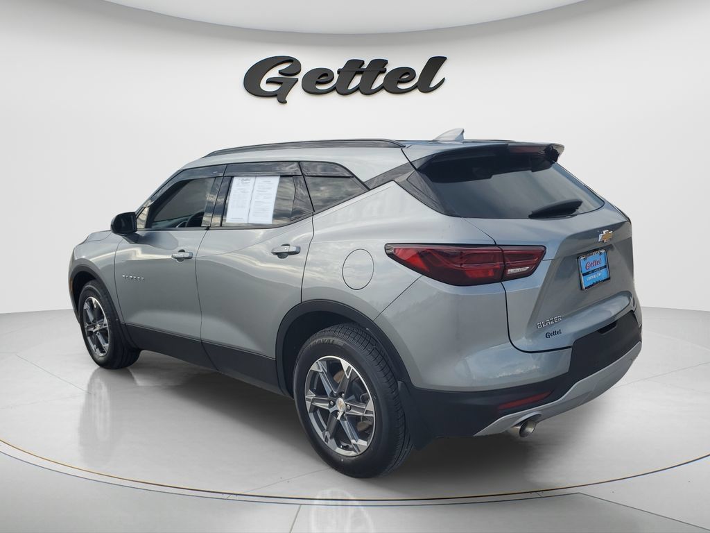 Used 2023 Chevrolet Blazer LT w/ Convenience Package FWD image 7