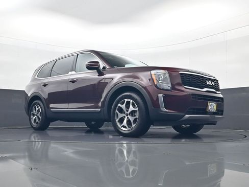 Used 2022 Kia Telluride EX FWD image 24