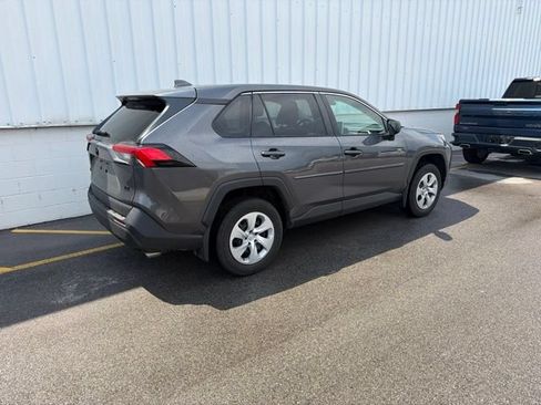 Used 2023 Toyota RAV4 LE FWD image 5
