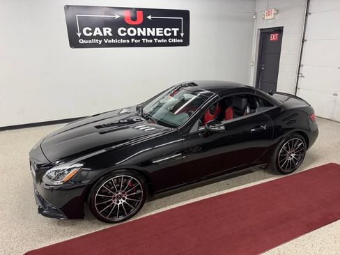 Used 2018 Mercedes-Benz SLC 300 image 43
