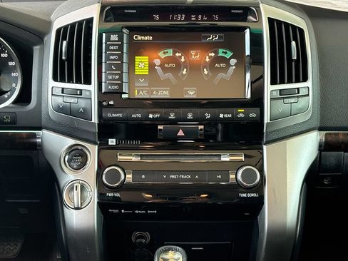 Used 2015 Toyota Land Cruiser AWD/4WD image 14