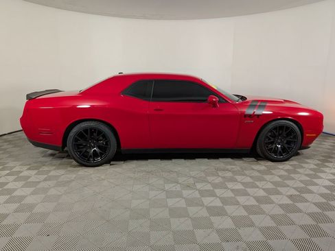 Used 2015 Dodge Challenger R/T w/ Quick Order Package 28B R/T RWD image 2