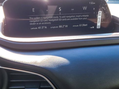 Used 2025 MAZDA CX-30 AWD 2.5 S w/ Premium Package image 13