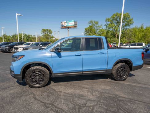 Certified 2025 Honda Ridgeline TrailSport+ image 3