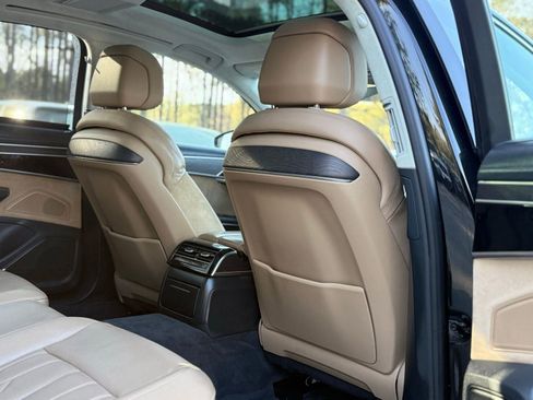 Used 2019 Audi A8 L 3.0T w/ Luxury Package image 38