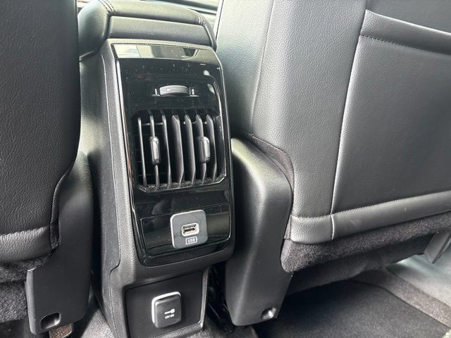 Used 2023 Jeep Compass High Altitude AWD/4WD image 16