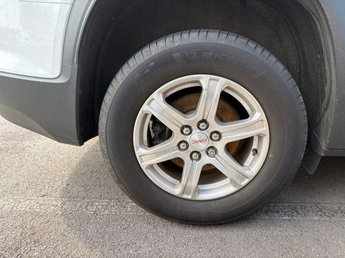 Used 2019 GMC Acadia SLE FWD image 35
