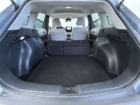 Used 2023 Toyota Corolla Cross LE image 39