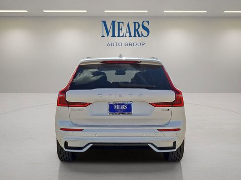 New 2026 Volvo XC60 B5 Plus w/ Protection Package Premier image 4