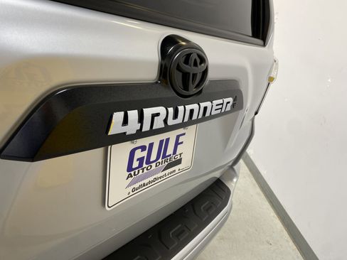 Used 2023 Toyota 4Runner TRD Off-Road Premium image 16