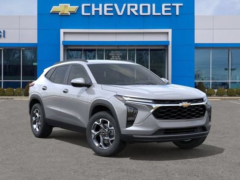 New 2026 Chevrolet Trax LT FWD image 7