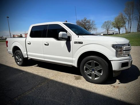 Used 2019 Ford F150 Lariat w/ Equipment Group 502A Luxury AWD/4WD image 7