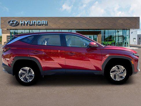 New 2026 Hyundai Tucson Blue SE w/ Tow & Go Package image 9