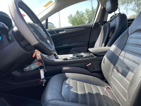 Used 2013 Ford Fusion SE FWD image 14