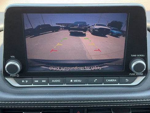 Used 2023 Nissan Rogue SV AWD/4WD image 21