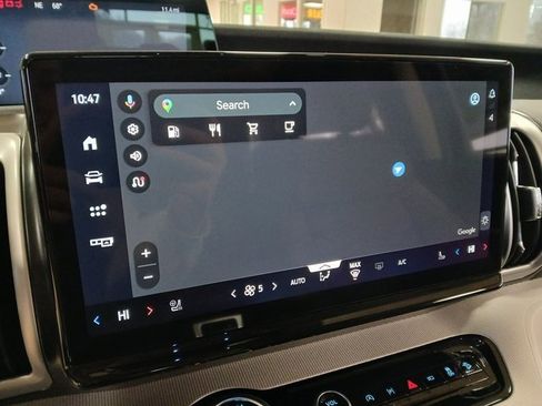 New 2025 Ford Expedition Active image 15