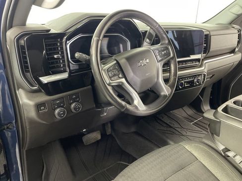 Used 2023 Chevrolet Silverado 1500 RST w/ Protection Package AWD/4WD image 9