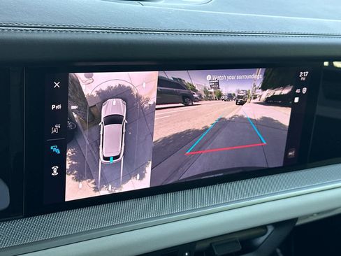 Certified 2025 Porsche Cayenne GTS AWD/4WD image 23