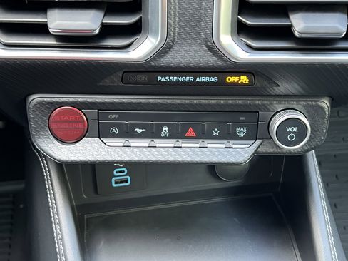 Used 2025 Ford Mustang GT Premium w/ GT Performance Package image 30