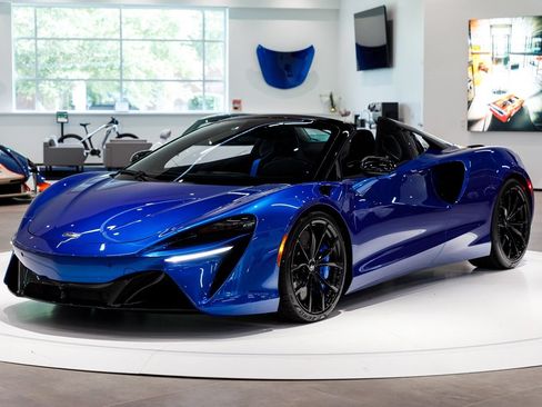 New 2026 McLaren Artura Spider RWD image 1