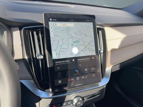 New 2026 Volvo XC90 B6 Plus w/ Protection Package Premier image 22